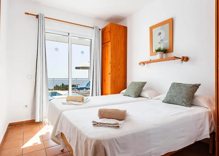 Romani By Escape Villa